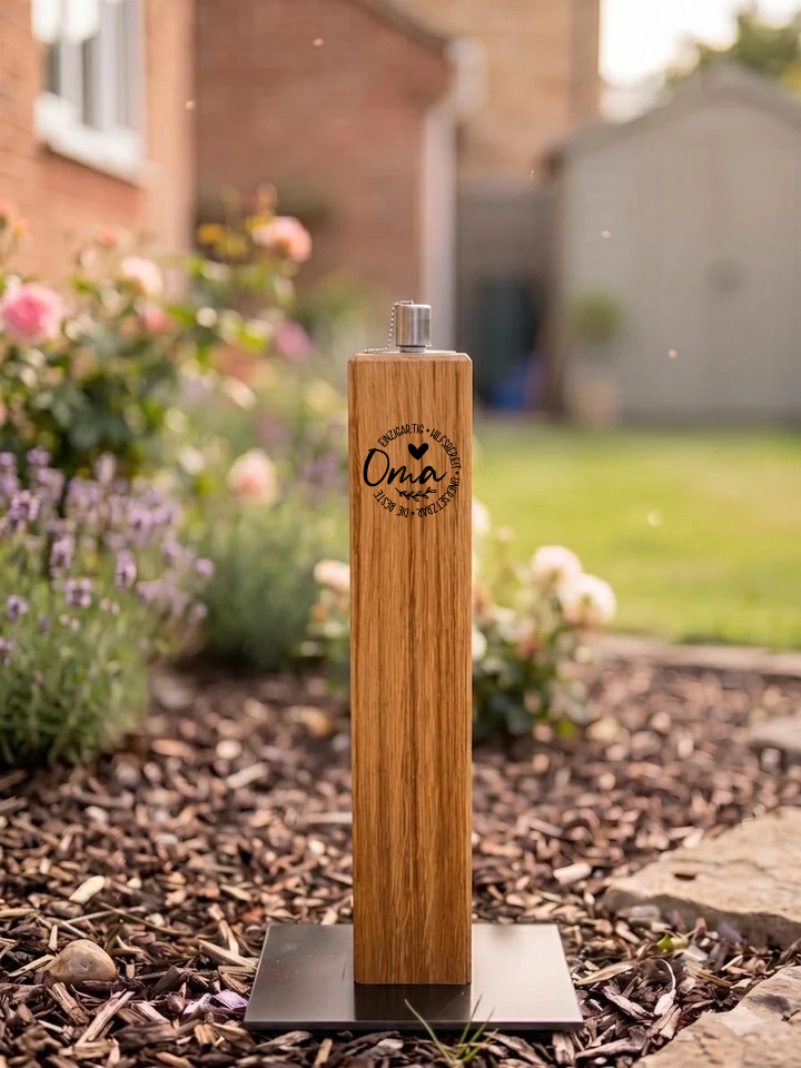 Gartenfackel aus Eiche – 40 cm – Motiv: Oma Bundle